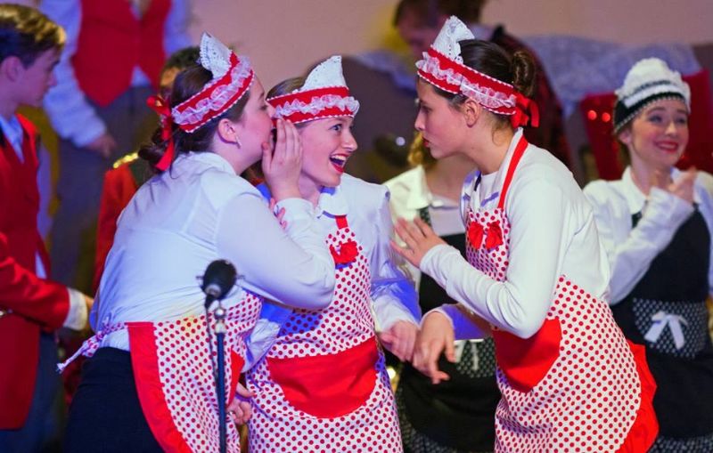 Simply Grande Christmas, 2015–2016 — production photo 3 of 5