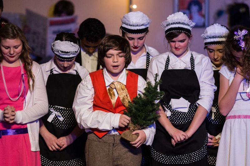 Simply Grande Christmas, 2015–2016 — production photo 4 of 5